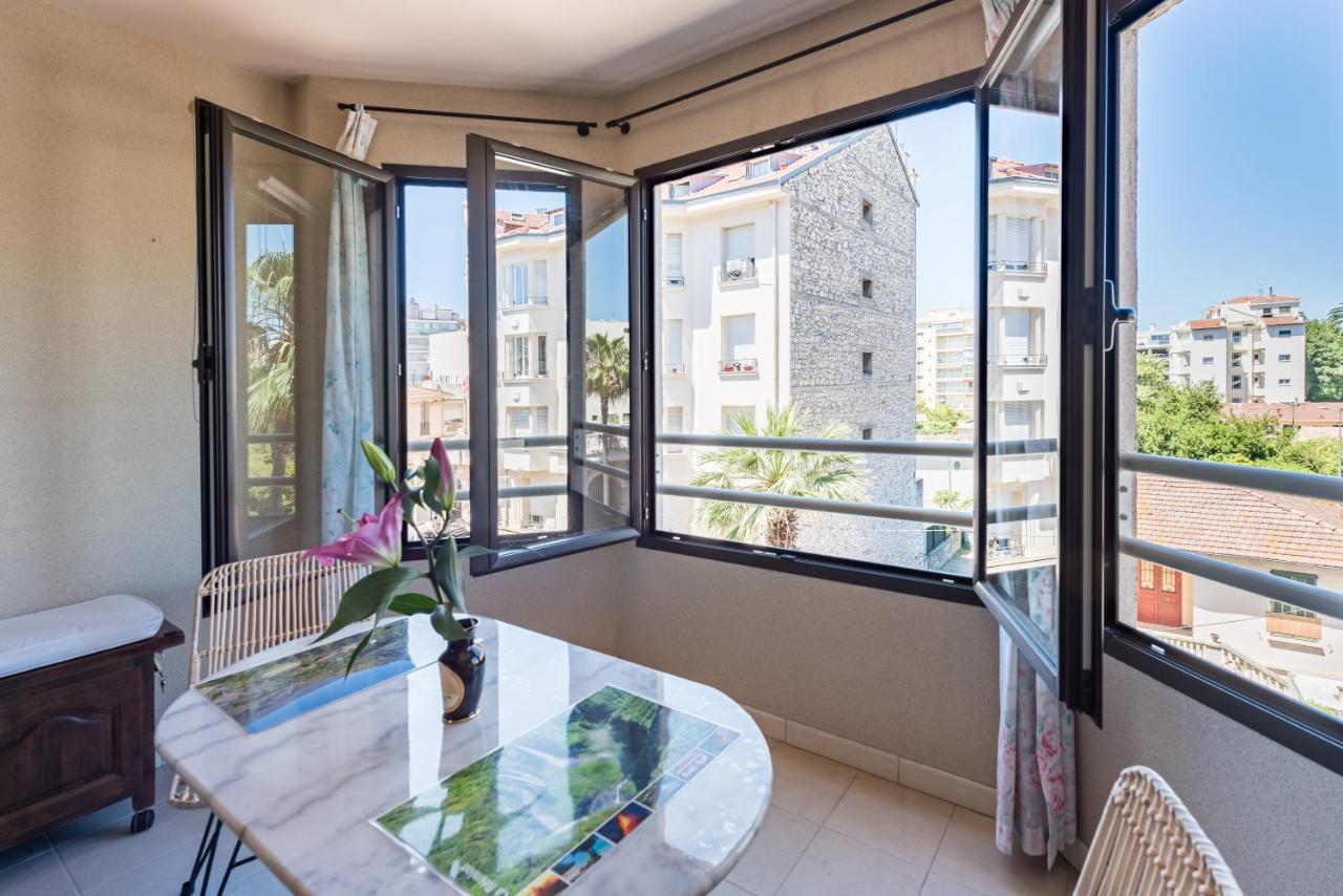 Beau Studio Veranda A Deux Pas De La Mer - Parking Inclus Juan-les-Pins Exterior foto